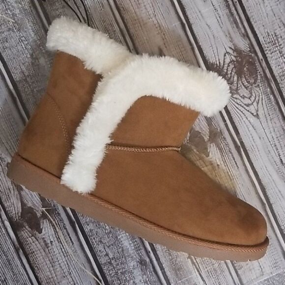 Carly Fur lined Boots Sz 10 - Picture 1 of 7